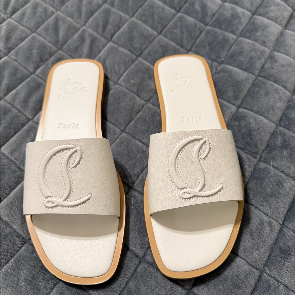 Christian Louboutin White Leather Mule / Slide Sandals - Picture 2 of 7
